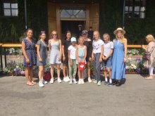 Tennis students attend the Wimbledon Championships