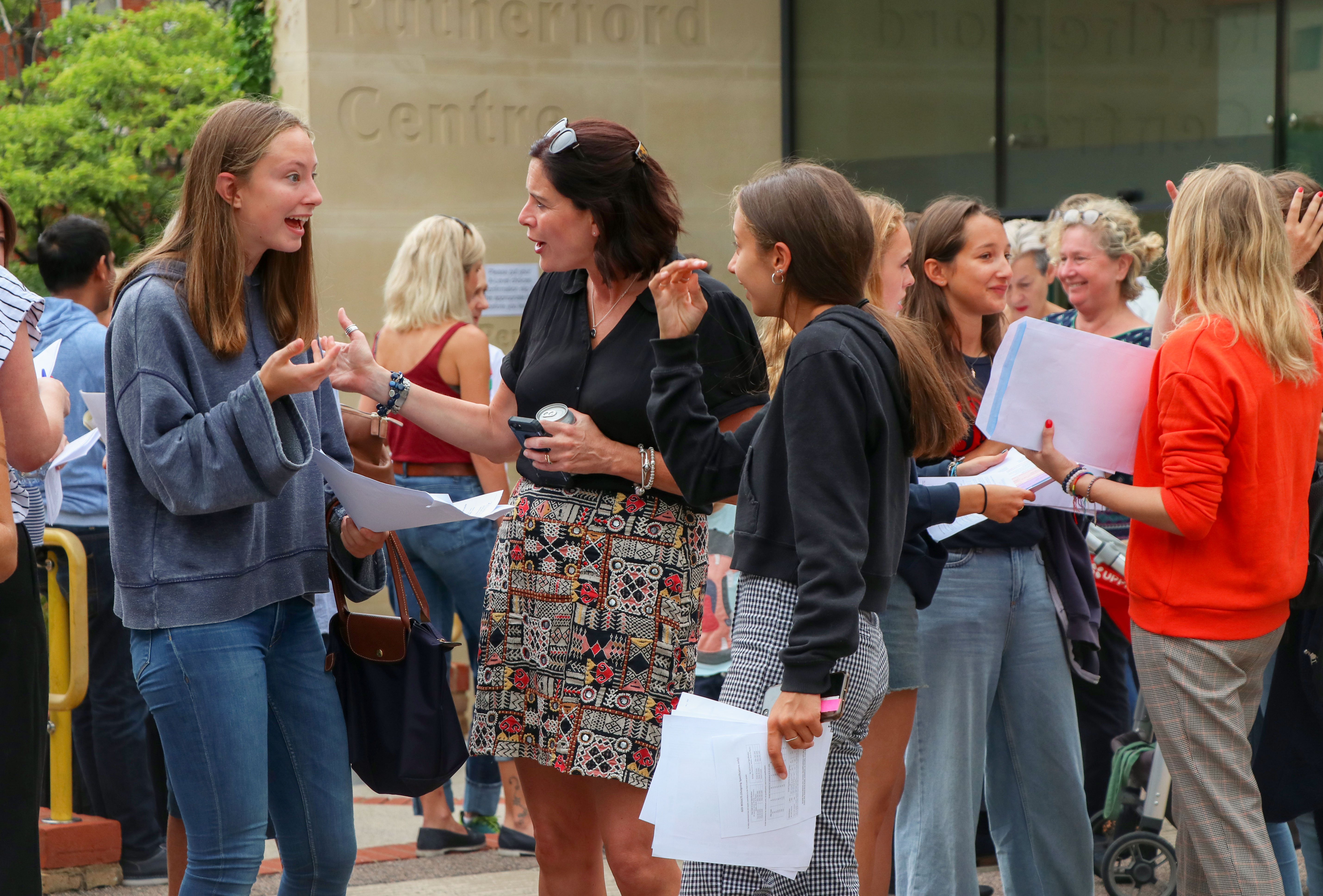 Outstanding GCSE results - A*s and 9s for WHS students today!